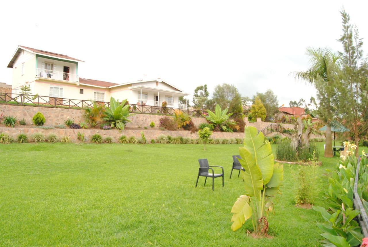 Riverside Resort Hotel Kabale Exterior photo