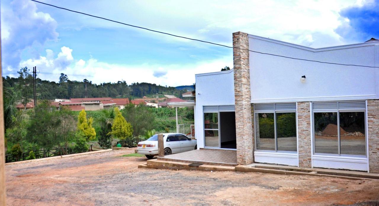 Riverside Resort Hotel Kabale Exterior photo
